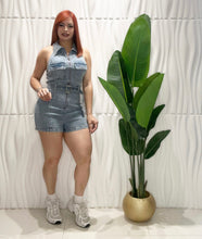 Cargar imagen en el visor de la galería, Light Denim Romper
