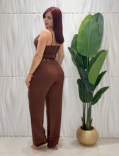 Cargar imagen en el visor de la galería, Brown Top &amp; Pant Set
