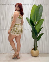 Cargar imagen en el visor de la galería, Beige &amp; Olive Crochet Set
