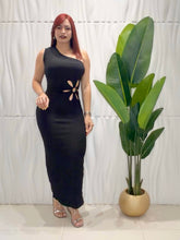 Cargar imagen en el visor de la galería, One Shoulder Black Dress
