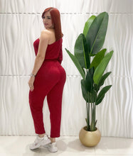 Cargar imagen en el visor de la galería, Wine One Shoulder Jumpsuit
