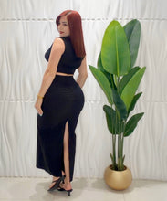Cargar imagen en el visor de la galería, Black Top $ Skirt Set
