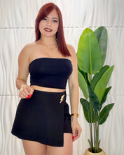 Cargar imagen en el visor de la galería, Strapples Basic’s Tops
