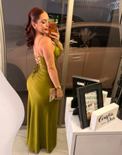 Cargar imagen en el visor de la galería, Elegant Maxi Dress
