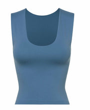 Cargar imagen en el visor de la galería, Basics Tops
