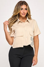 Cargar imagen en el visor de la galería, Button Down Crop Top
