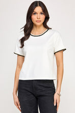 Cargar imagen en el visor de la galería, Basic Tshirt
