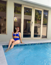 Cargar imagen en el visor de la galería, Royal Blue Two-Piece Swimsuit
