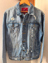 Cargar imagen en el visor de la galería, Men’s Denim Jacket
