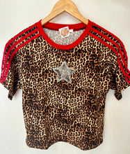 Cargar imagen en el visor de la galería, Animal Print Tshirt
